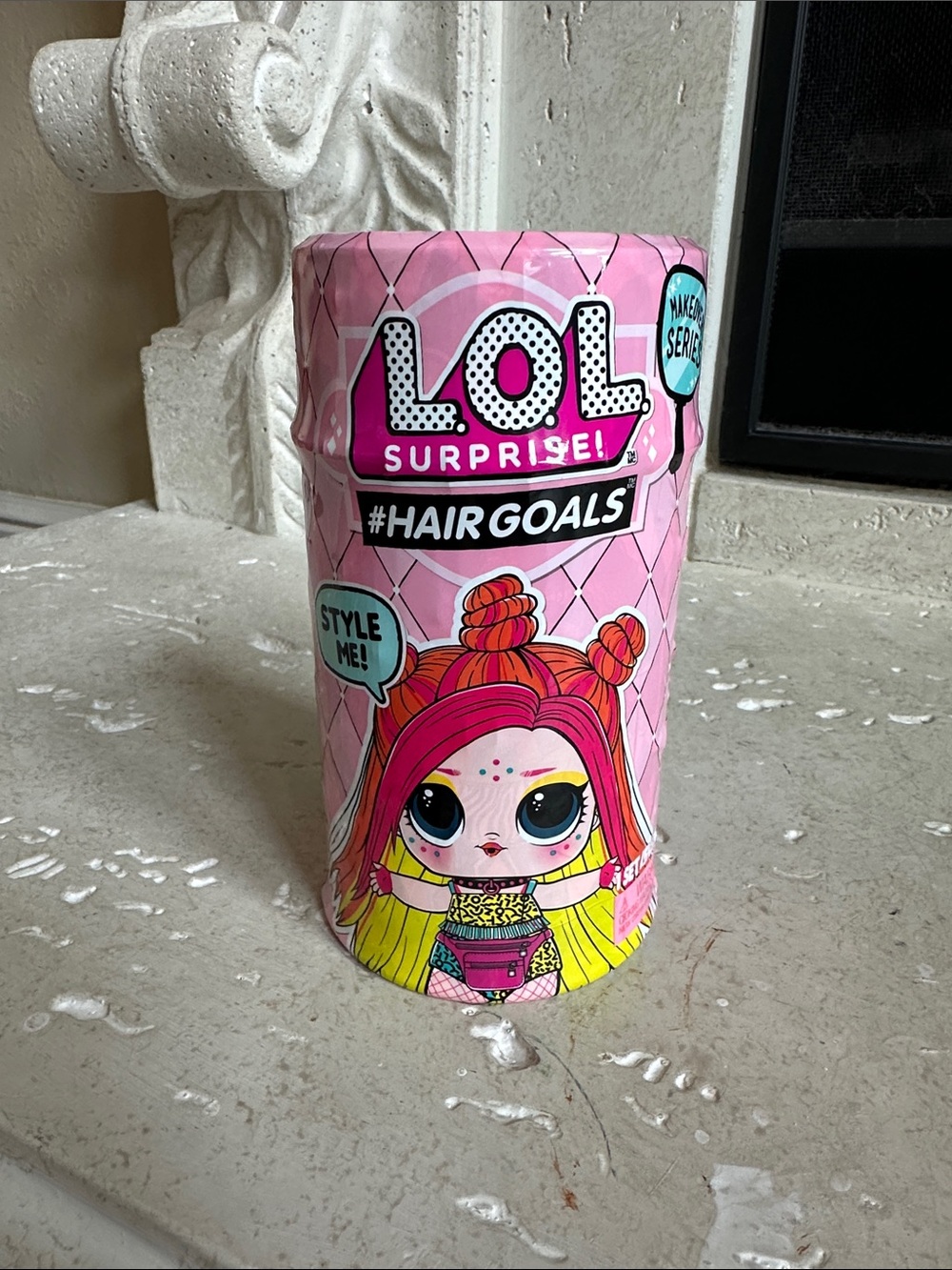 L.O.L. Surprise! HairGoals Doll Cylinder - Pink and Yellow